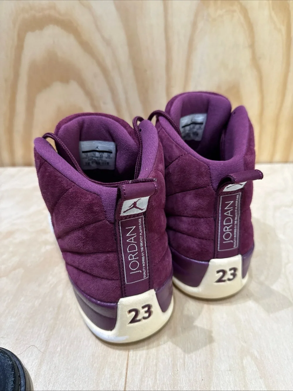 Jordan Air Jordan 12 Retro Bordeaux 2017 High Top Sneakers Men 130690-617 Sz 11